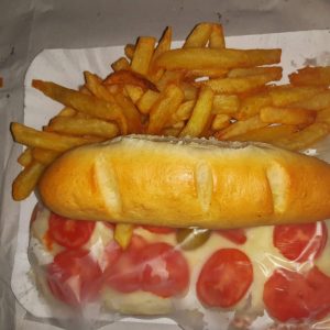 Milanesa Napolitana con Fritas y Pan Casero